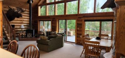 alaska fickes lodge common area