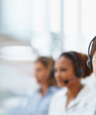 call center woman with headset 