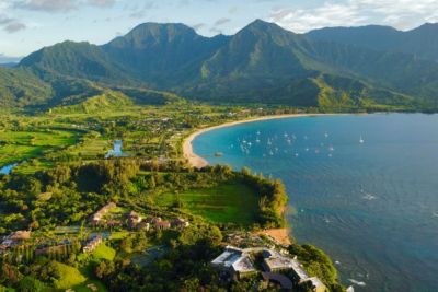 hawaii kauai hanalei bay aerial view