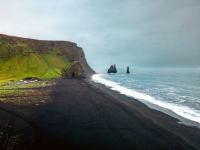 iceland reynisfjara black sand lava beach