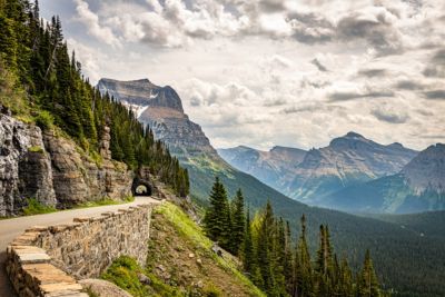 montana glacier national park in rocky mountain range