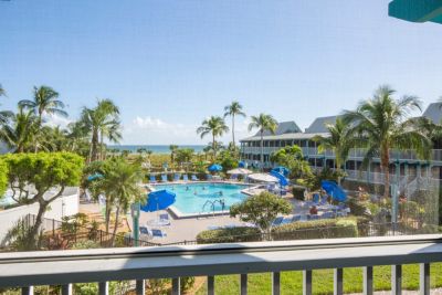 Surfrider Beach Club Bluegreen Vacations