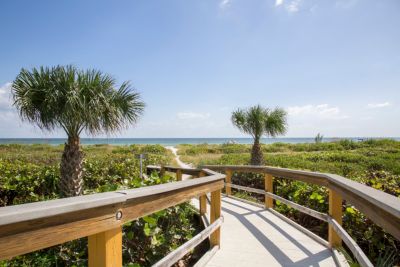 Surfrider Beach Club | Bluegreen Vacations