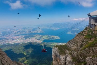 switzerlan lake vierwaldstaetter see city luzern mount pilatus-cablecar