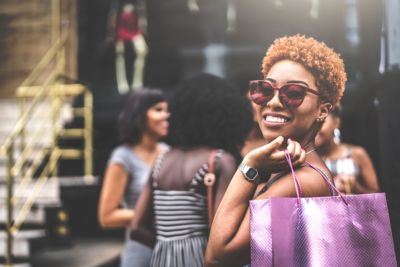 women shopping together